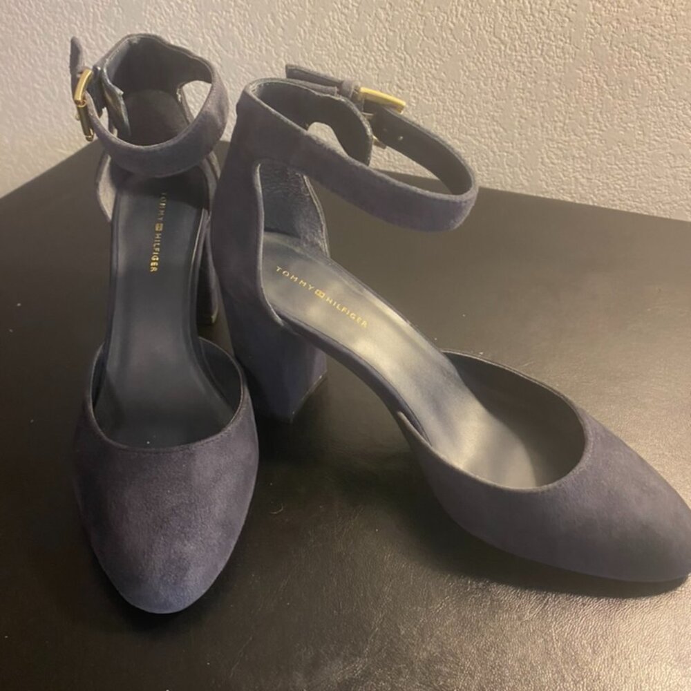 Tommy Hilfiger NWOT Ankle Strap Heels